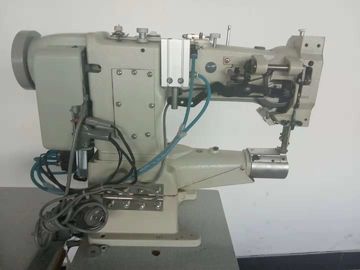 Chine Machine à coudre de modèle automatique résistant pour le sac en cuir/Demin/profondément le tissu fournisseur