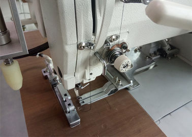 Grande vitesse élastique de modèle de soutien-gorge de machine à coudre de sous-vêtements de crochet et d'oeil fournisseur