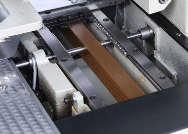 Machine à coudre d'usine des aiguilles DP17, machine piquante industrielle en cuir fournisseur