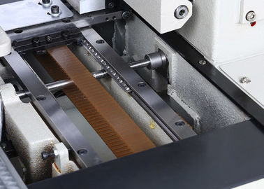 Machine à coudre de zigzag industriel résistant, machine à coudre de toile programmable fournisseur